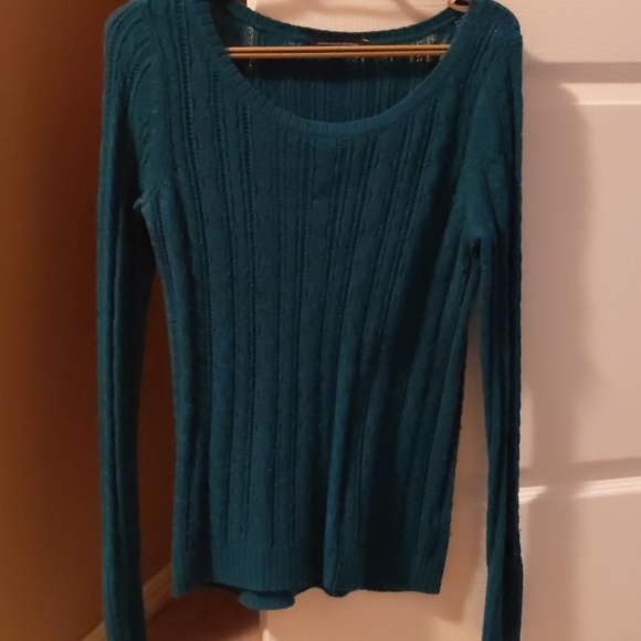 American Eagle Outfitters Sweaters - AEO cable knit long sleeve